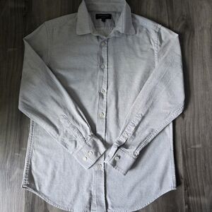 Banana Republic Light Gray Casual Button Down Shirt